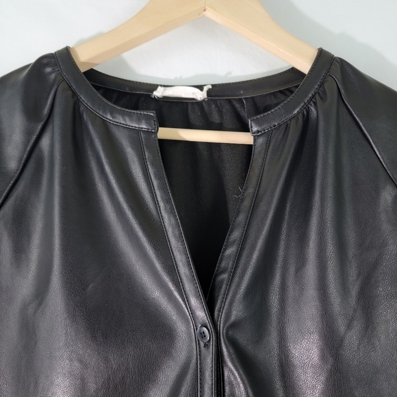 AVEC LES FILLES Women's Black Vegan Leather Too Jacket Sz L V-neck Half Sleeve - Picture 4 of 12